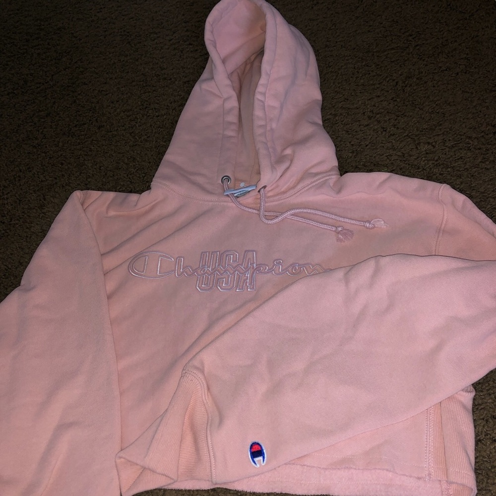 Cropped pink champion hoodie